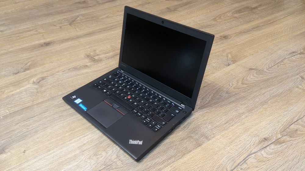 Lenovo ThinkPad X260 12,5" / 8GB RAM / i5 / SSD / Windows 10