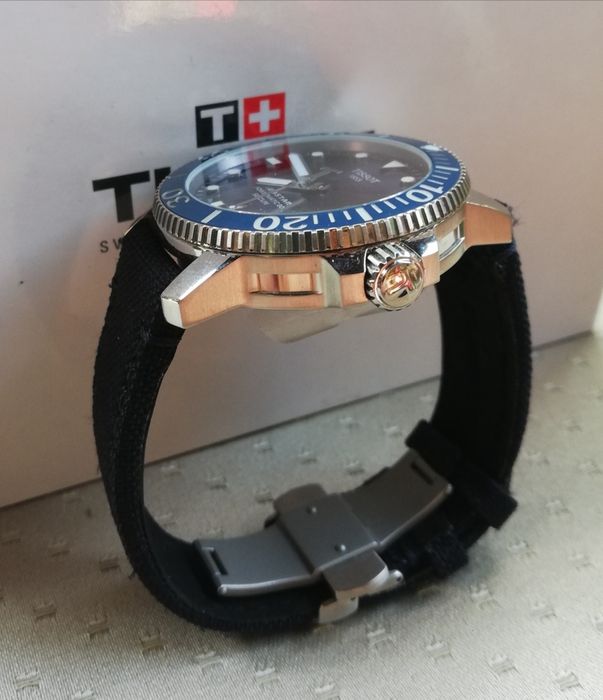 TISSOT Seastar 1000