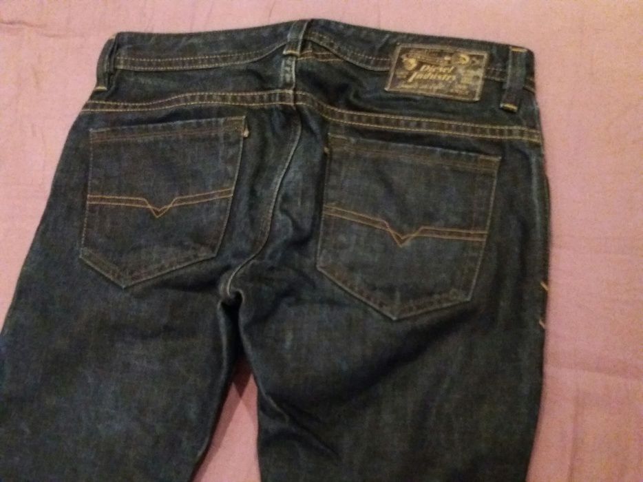 Spodnie jeansowe DIESEL