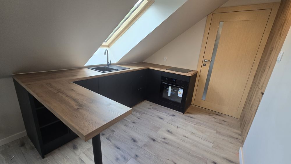 Bardzo ładna, gustowna kawalerka. Gliwice, ul.Sobieskiego,klimatyzacja