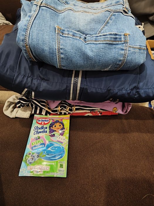 Ciuchy 98 dziewczynka