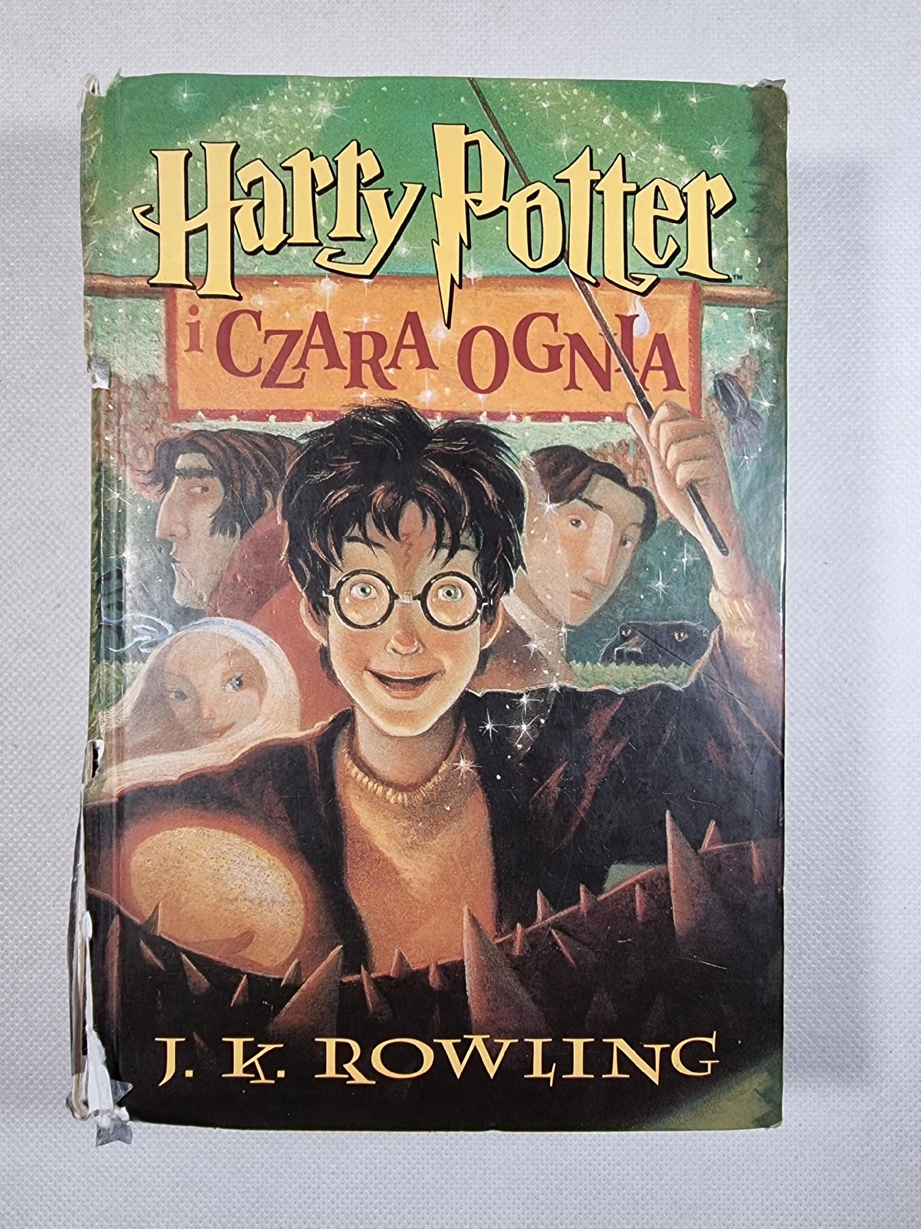 TWARDA / Harry Potter i Czara Ognia / J.K. Rowling