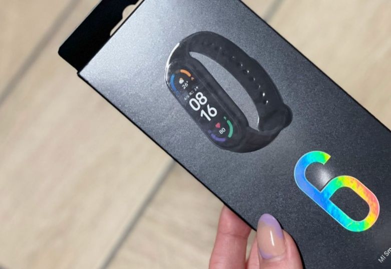 Срочно. .Фітнес-браслет Xiaomi Smart Band 6 з NFC  ( ОРІГІНАЛ)+ Стан !