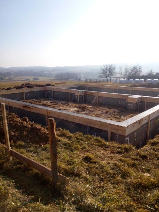 Fundamenty ,izolacje odwodnienia,odprowadzanie wody deszczowej