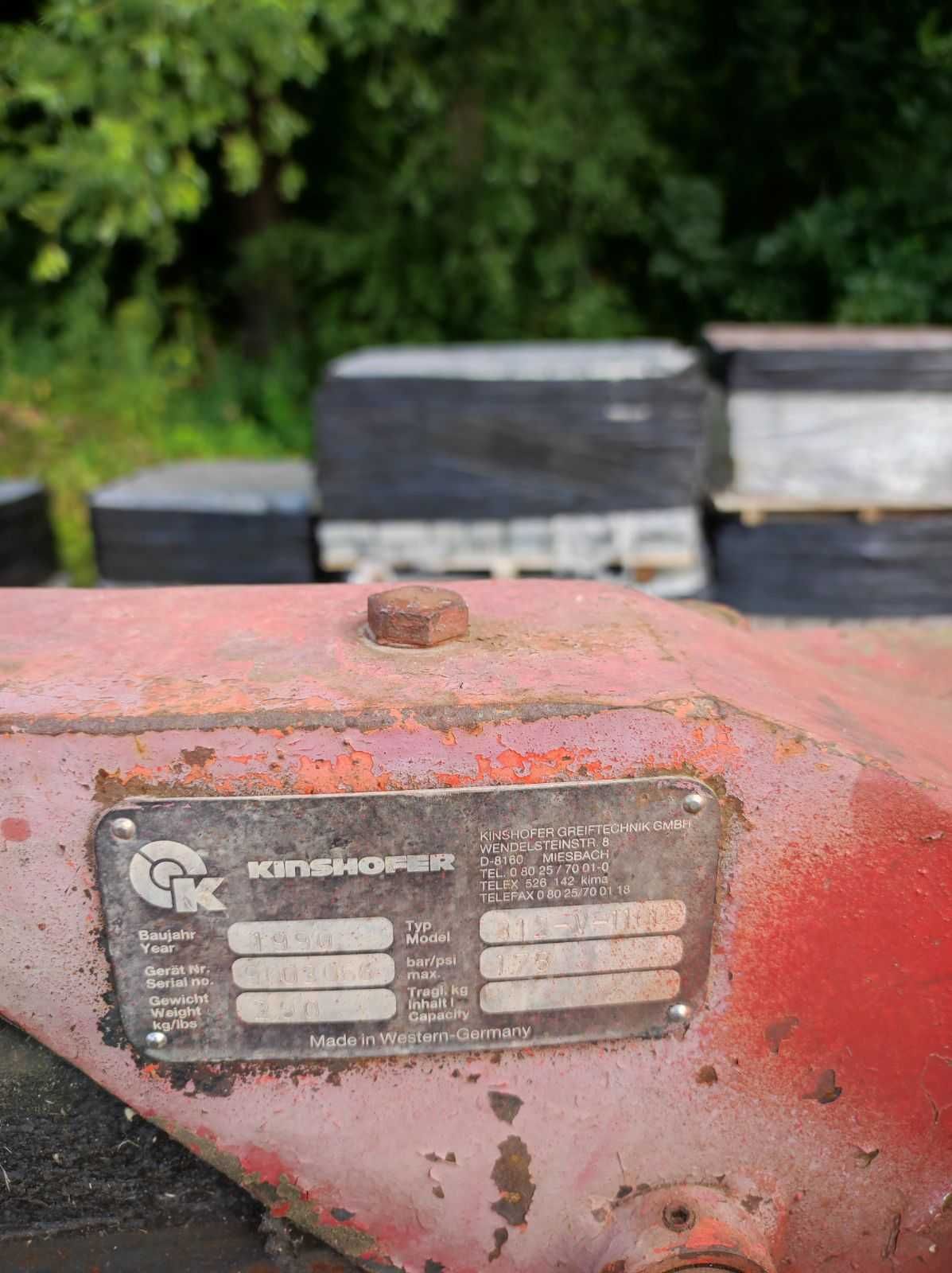 Chwytak hydrauliczny do palet na HDS