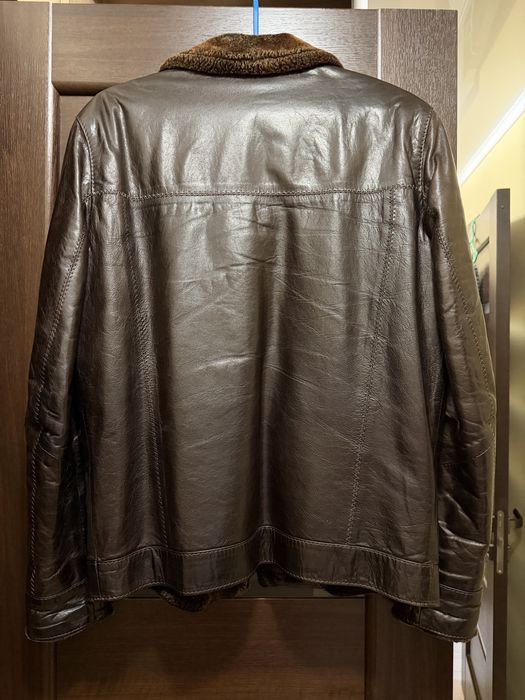 Продам куртку коженую Б\У