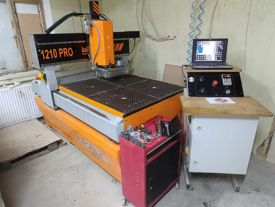 Ploter frezujący INFOTEC Frezarka cnc 5,5Kw