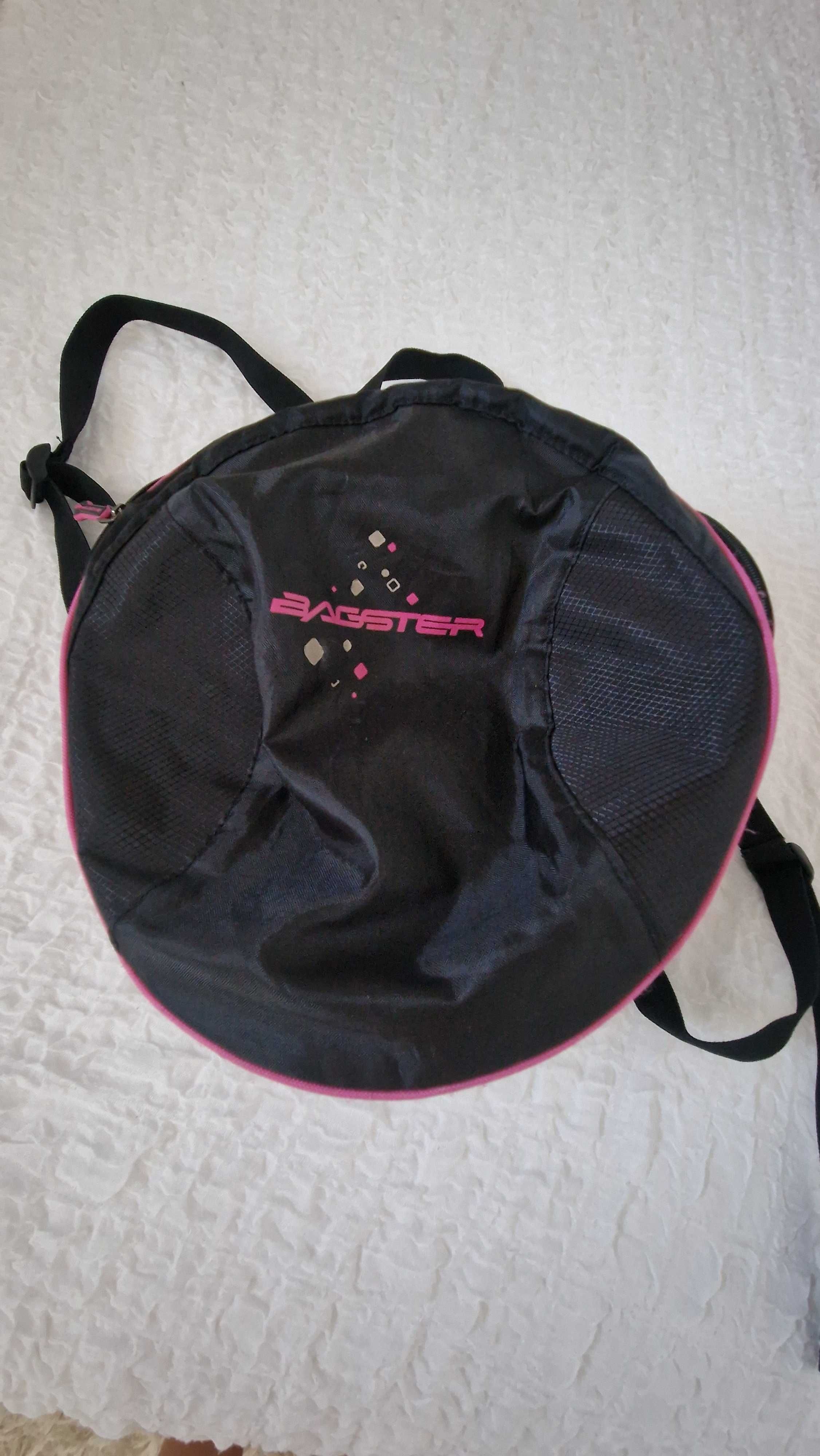 Capacete preto e rosa