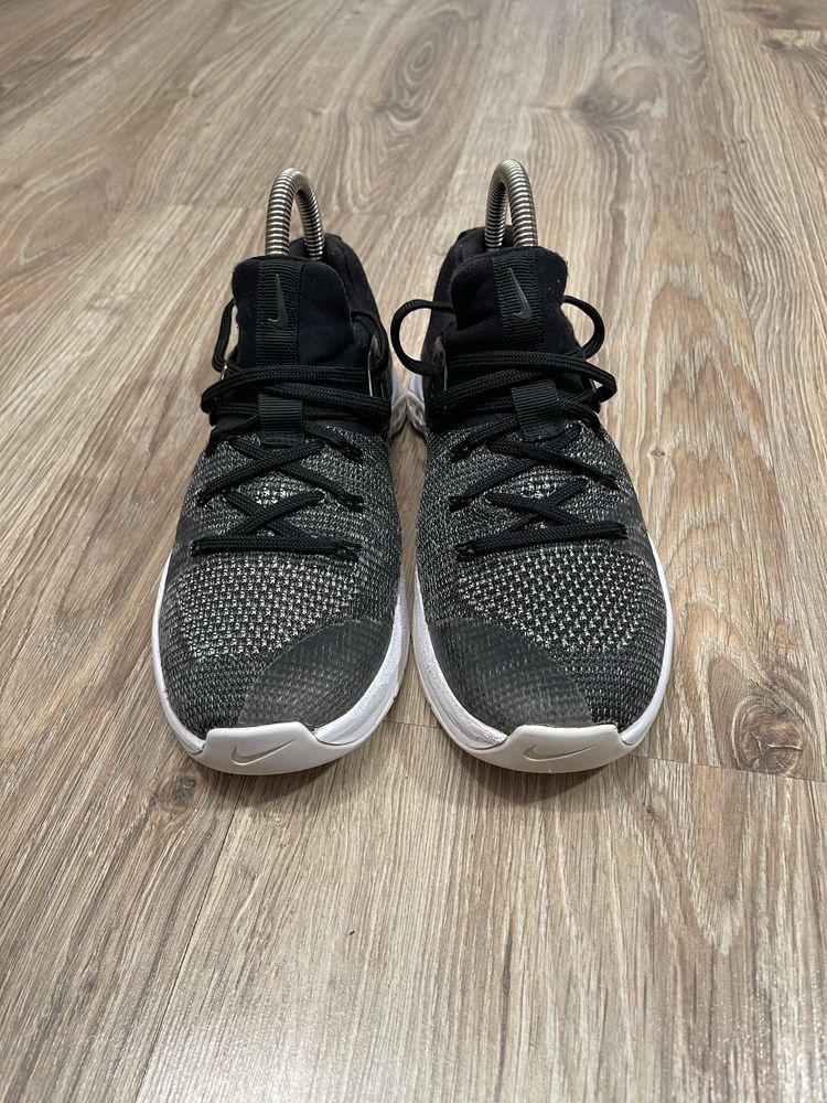 Nike Womens Metcon Flyknit 3