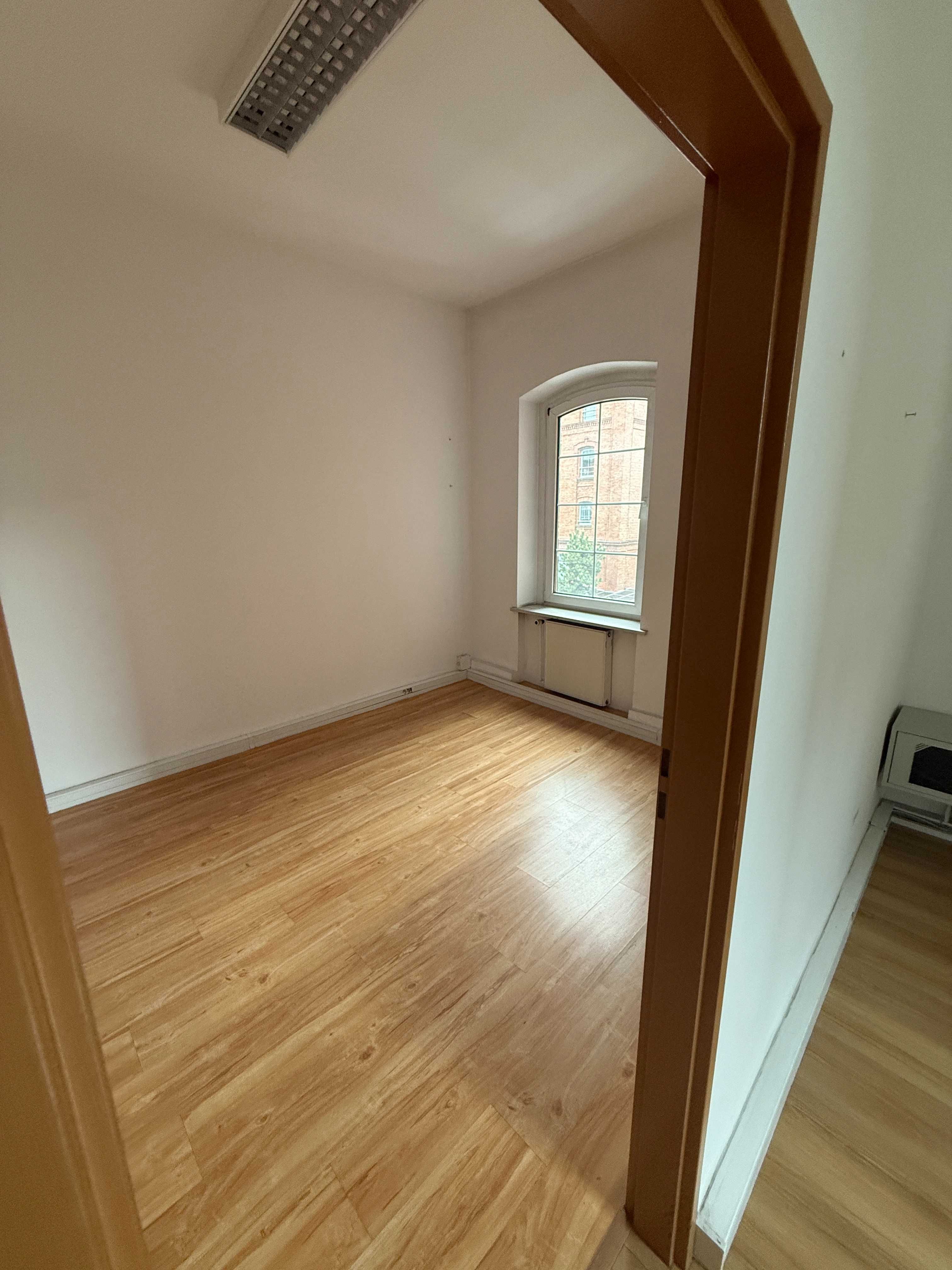 biuro do wynajmu 70 m2 1 piętro