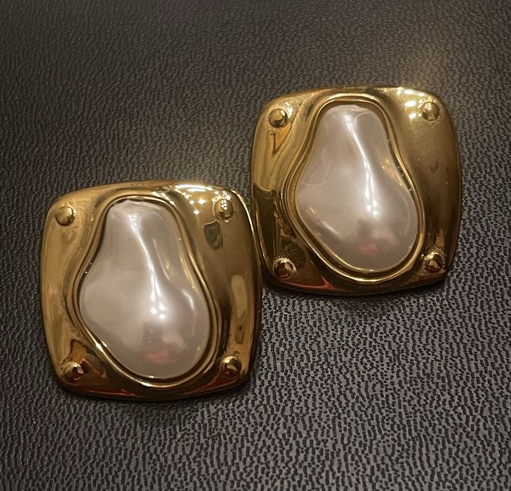 Сережки - пуссети