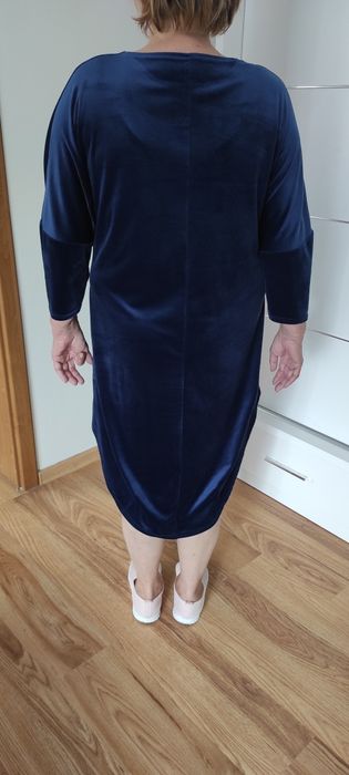 Sukienka XXL aksamit