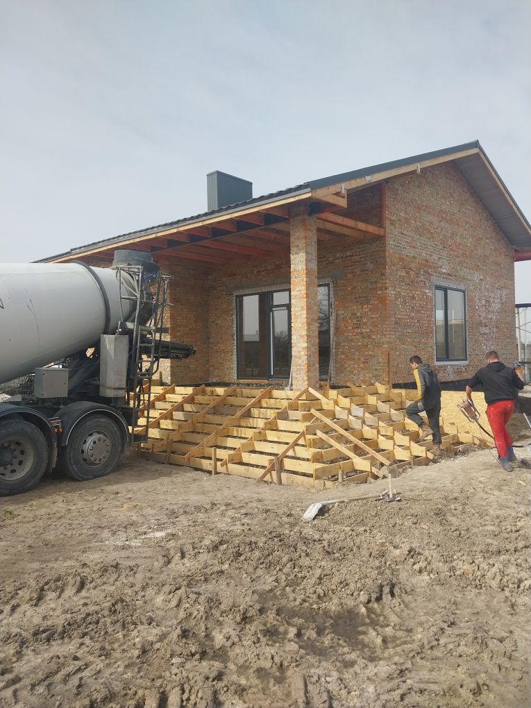 Будівництво приватних будинків,котеджів під ключ