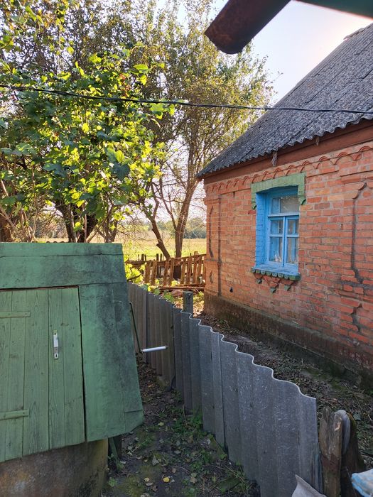 Продам будинок в селі Городище,6 км.від Чуднова.