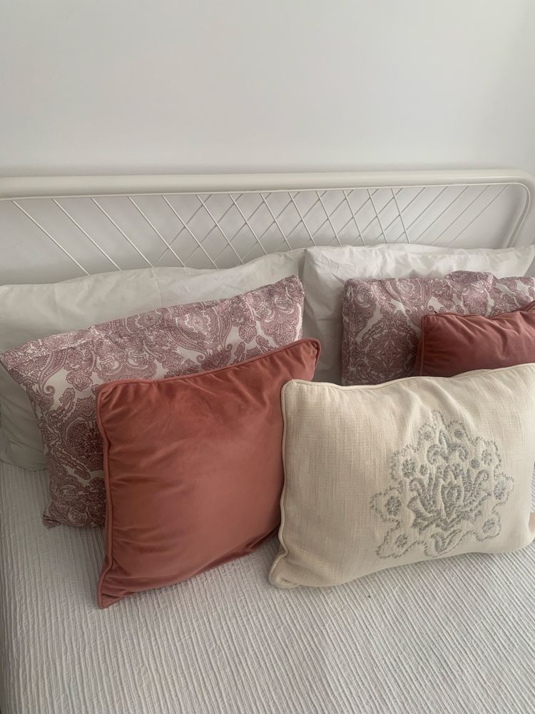 Cama ferro branca com estrado e colchão
