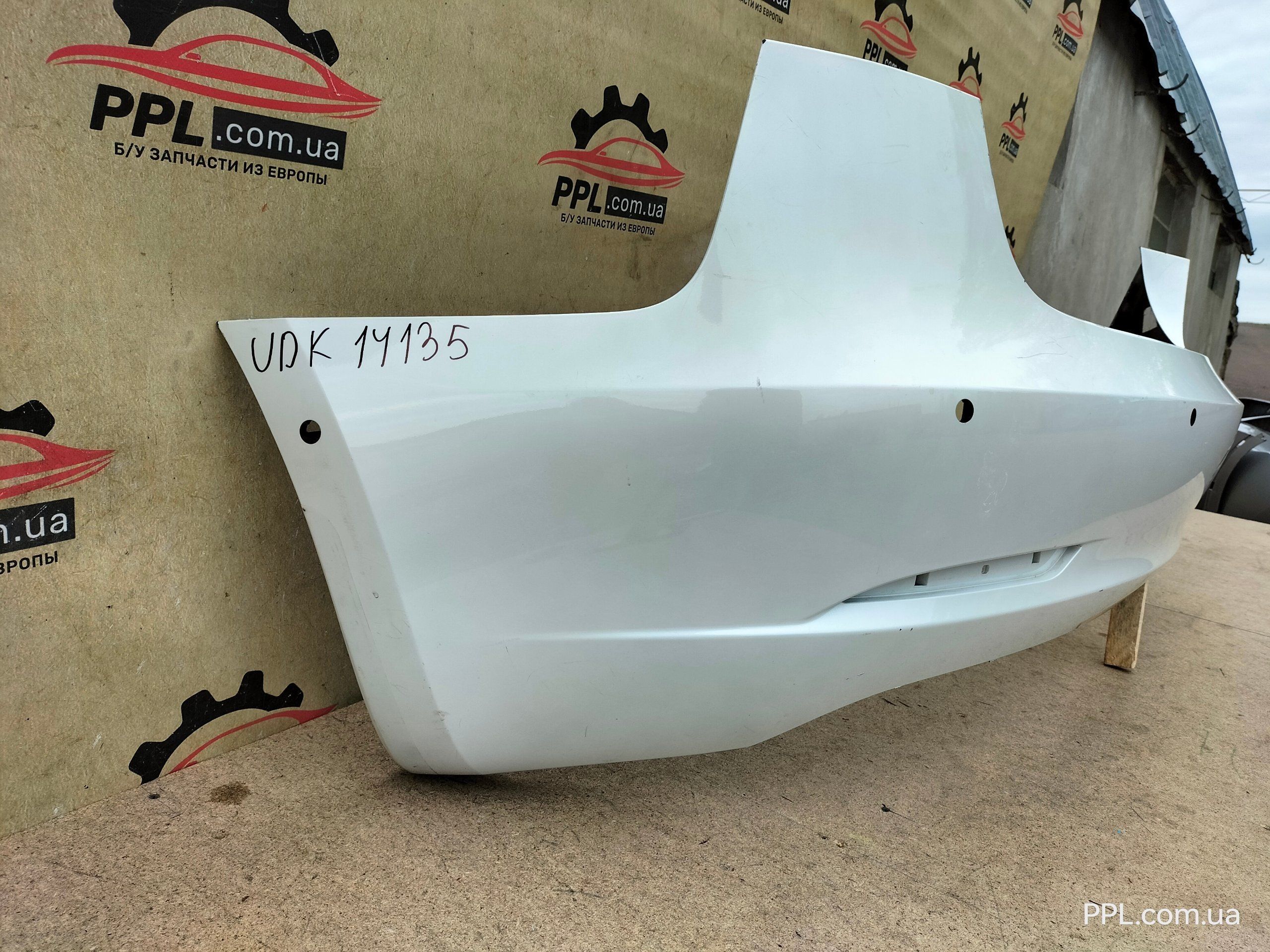 Tesla Model 3 2017-2023 бампер задний 1083983-00-G