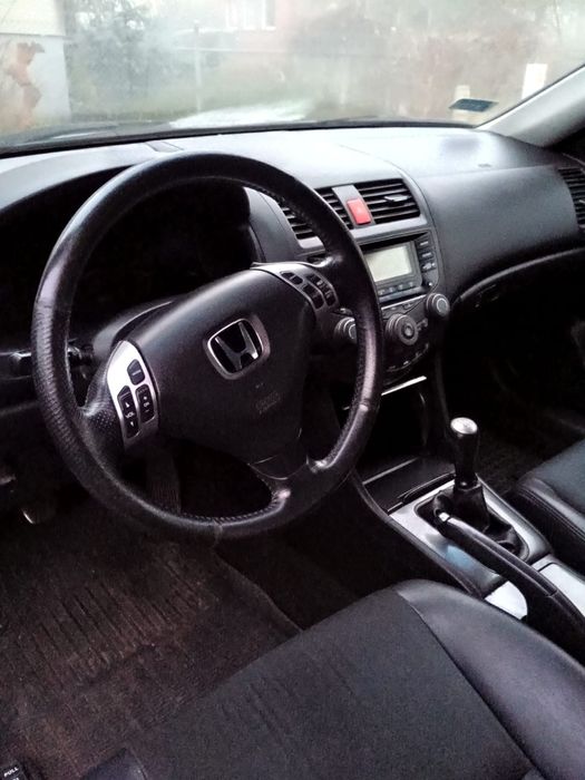 Honda Acord 2005 r 2.2