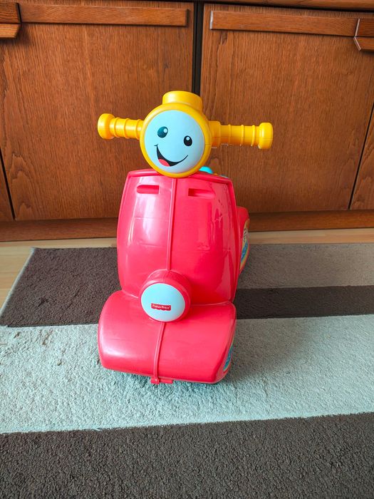 Jeździk skuter Fisher Price