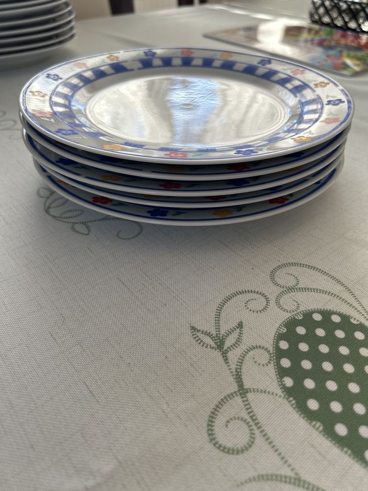 5 szt talerzy niebieskich