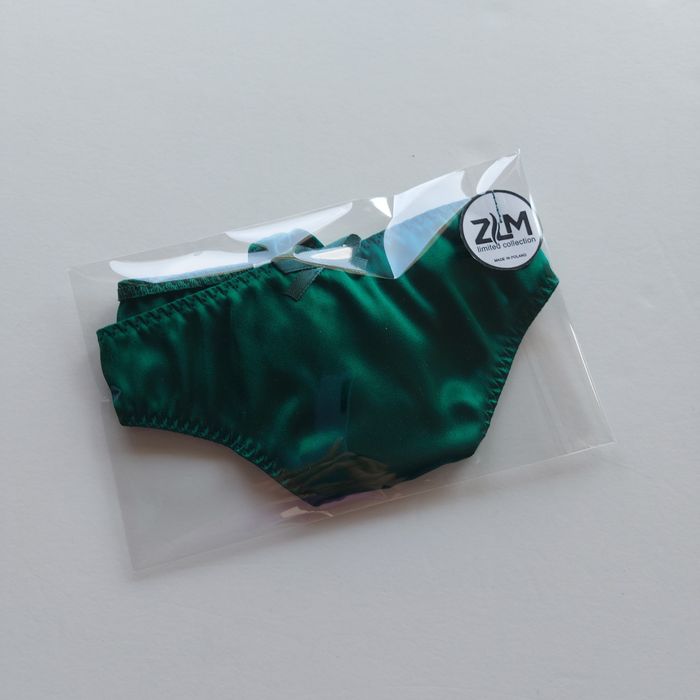 Stringi damskie jedwab naturalny