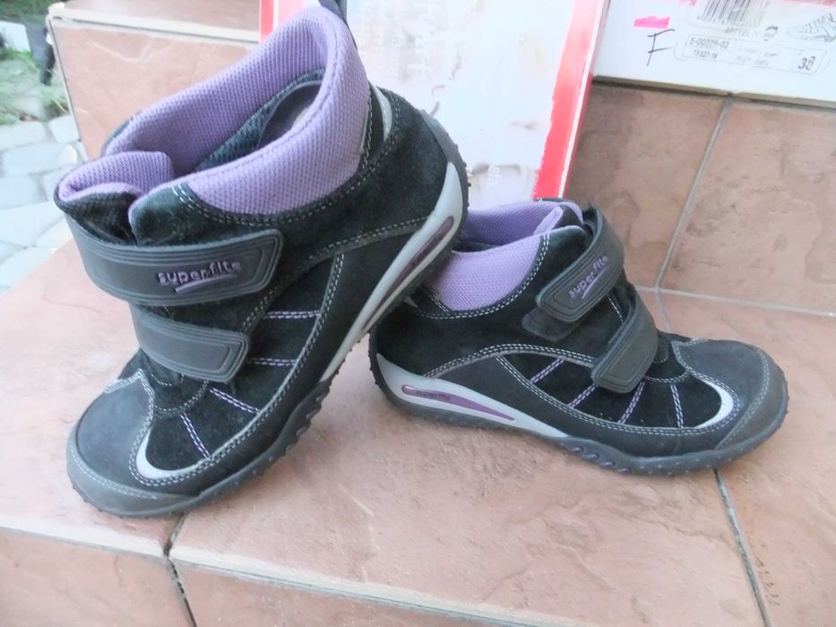 Buty SuperFit r.38  24cm Trzewiki z Gore-tex SUPERFIT