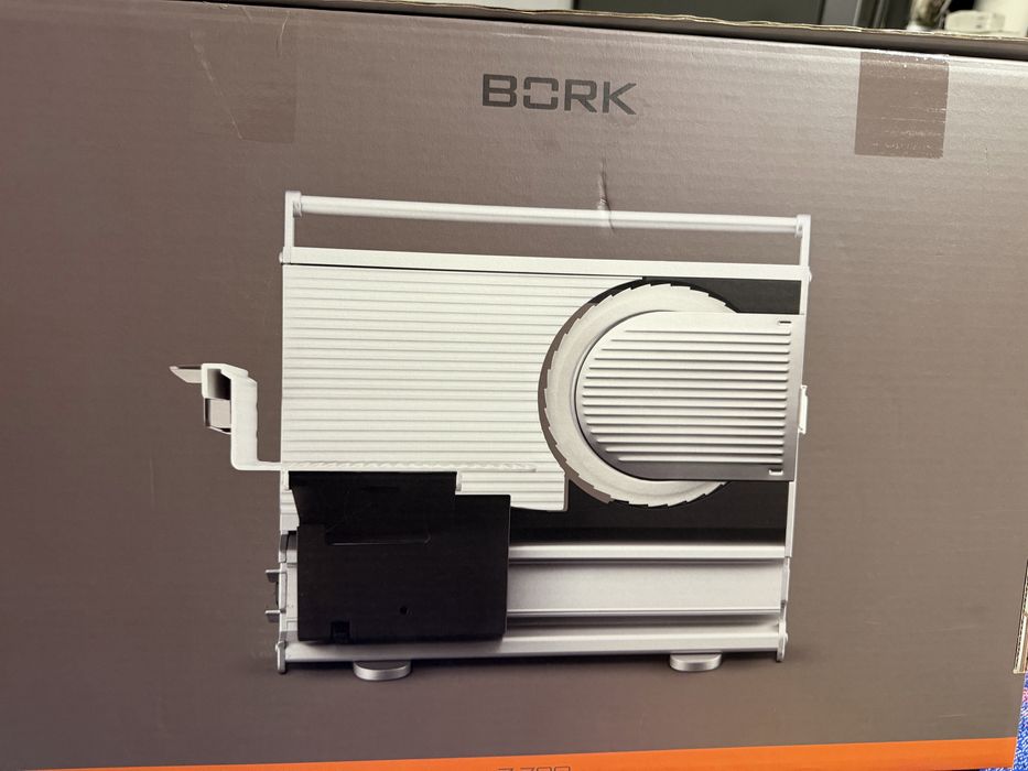 Слайсер ломтерезка Bork z780