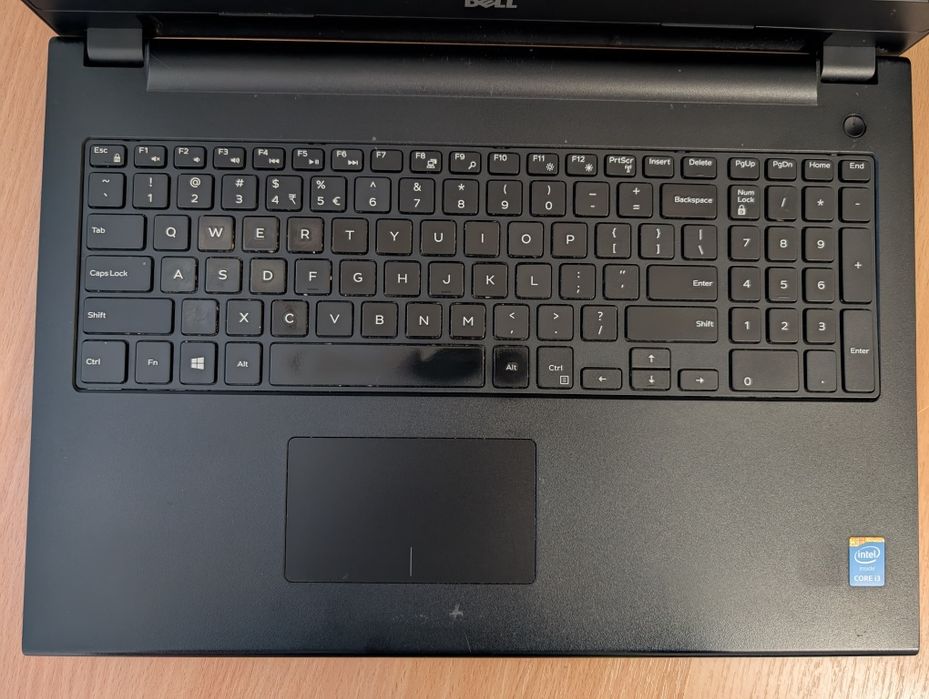 Тонкий ноутбук DELL 15.6' (GF820 2Gb)