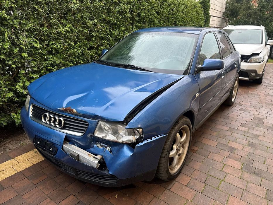 Audi A3 Sportback Audi a3 1,8 benzyna mały przebieg