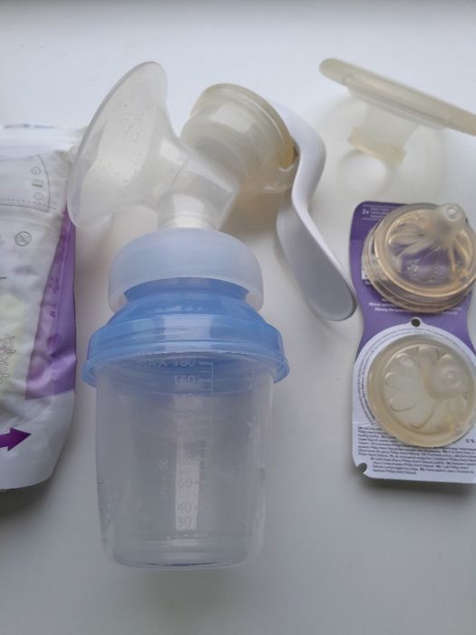Молокоотсос Philips Avent Natural