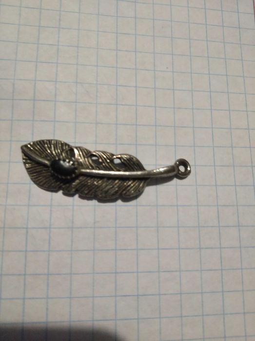 Продам срібну старовину підвіску