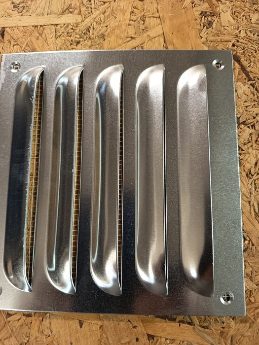 Kratka wentylacyjna Alu