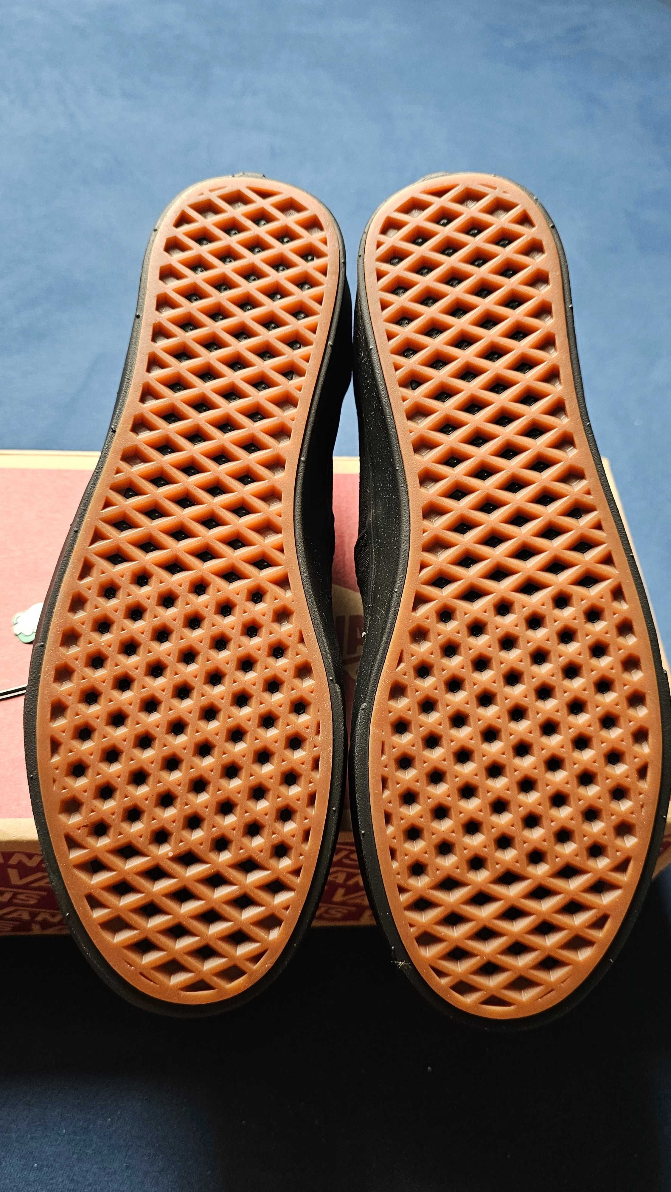 Nowe buty Vans Comfy