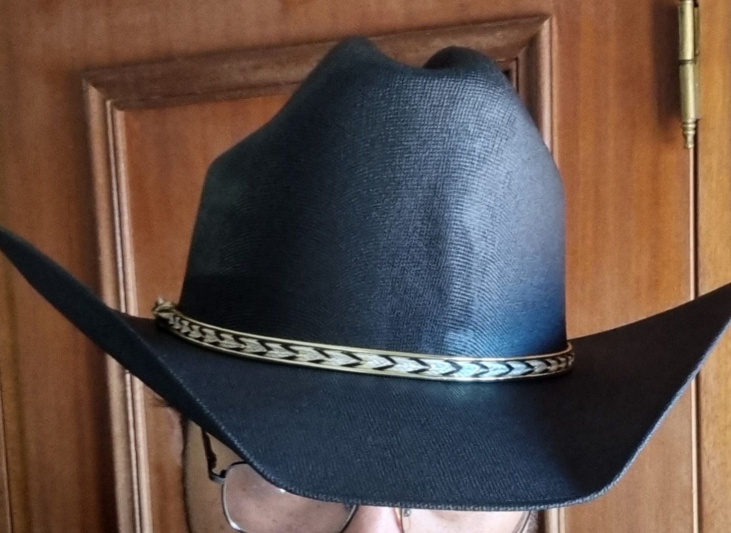 Chapéu Cowboy vindo do Brasil