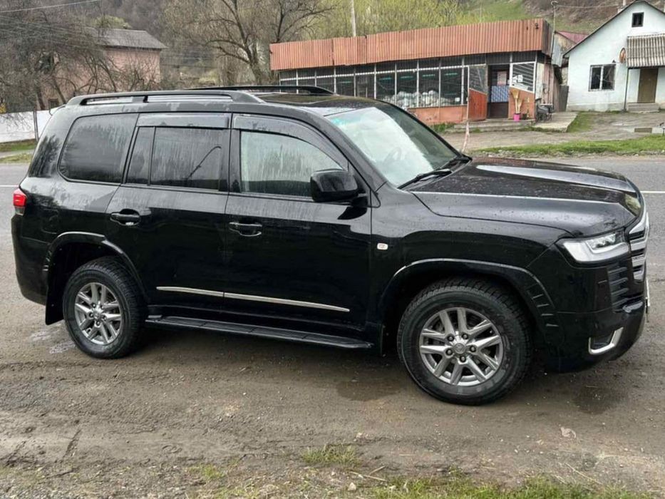 Toyota LandCruiser 200 Комплект рестайлінгу в 300 High-Line