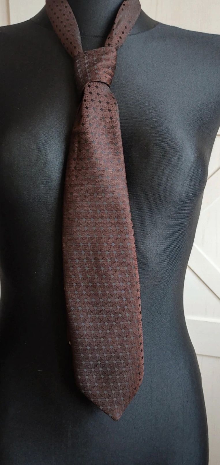 Krawat brązowy vintage