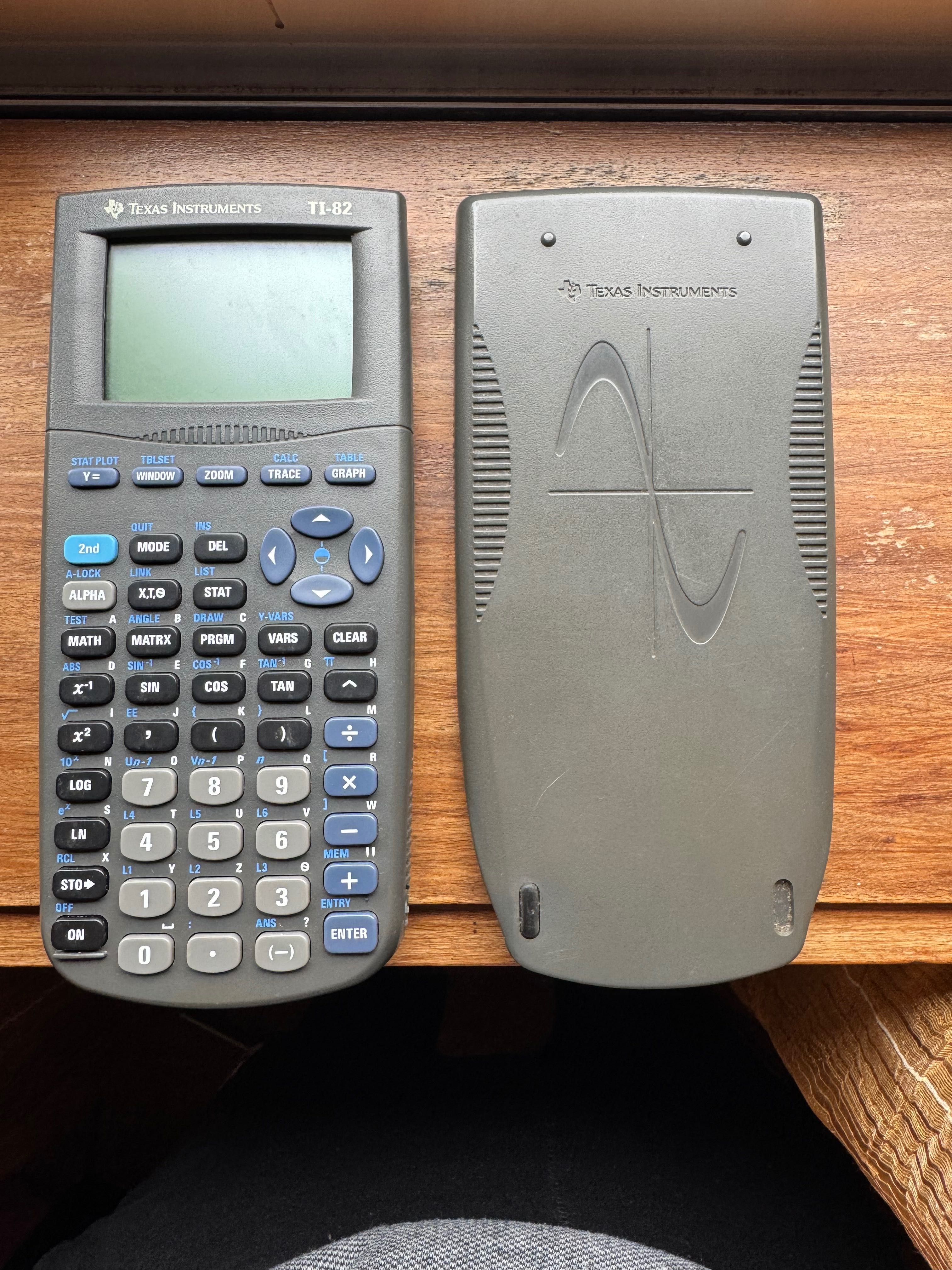 Calculadora TI-82 Usada