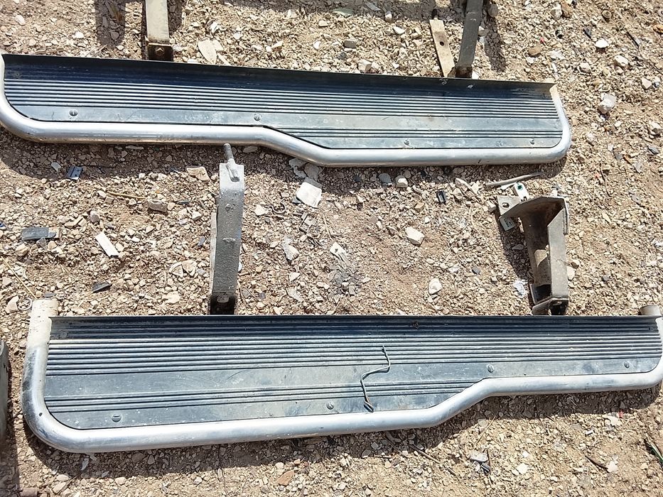 Grelha frontal e estribos nissan patrol