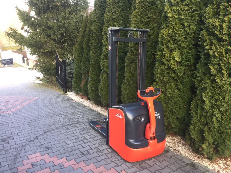 Paleciak elektryczny linde L14 triplex 480cm