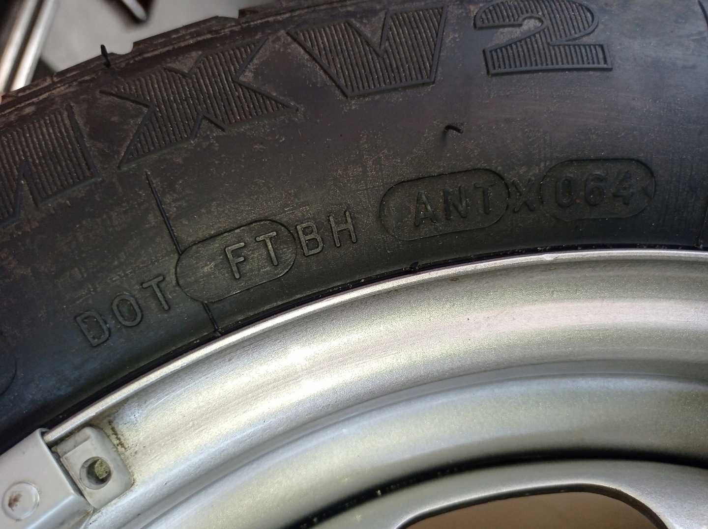 Koła 185/65R14 Dunlop SP65 + 190/60R14 Michelin MXV2