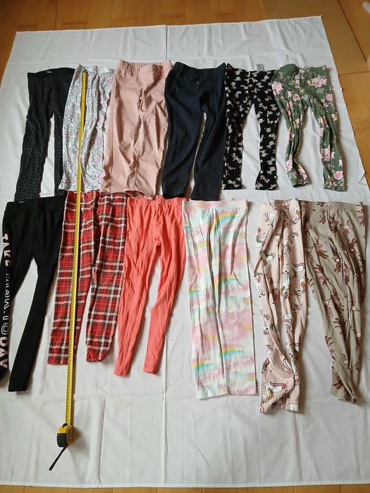 Ubrania dziecinne spodnie wiek 7-8 lat wzrost około 130 cm zestaw nr 1