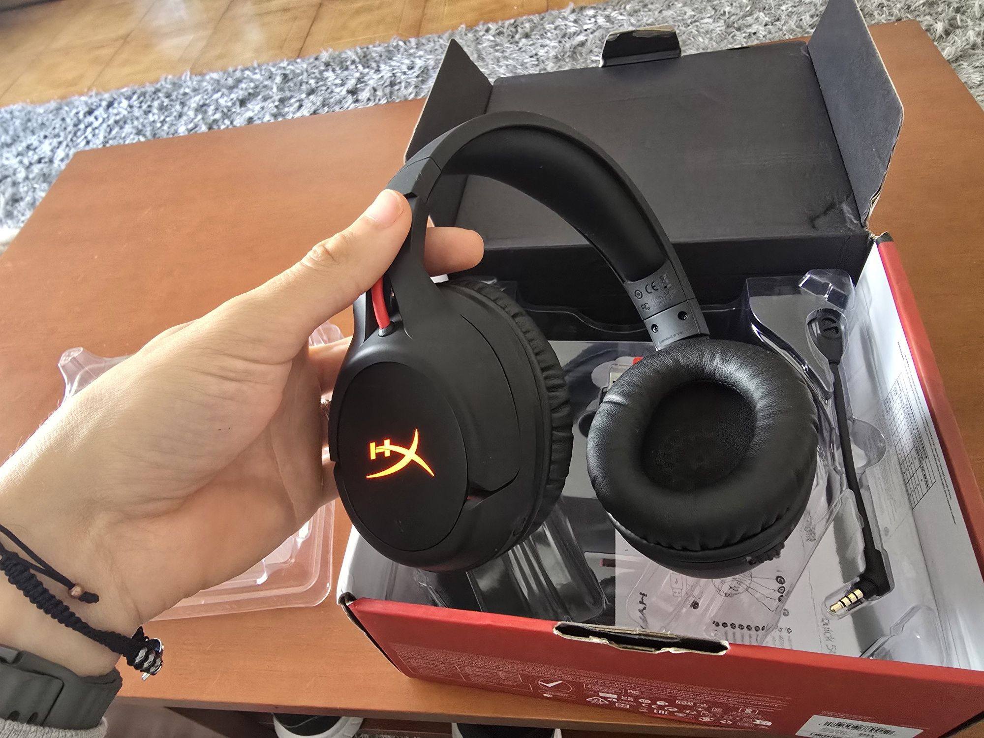 Hyperx cloud flight wireless