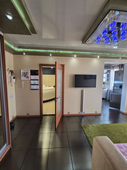 Сдам  2 к квартиру,с А.О, левый берег