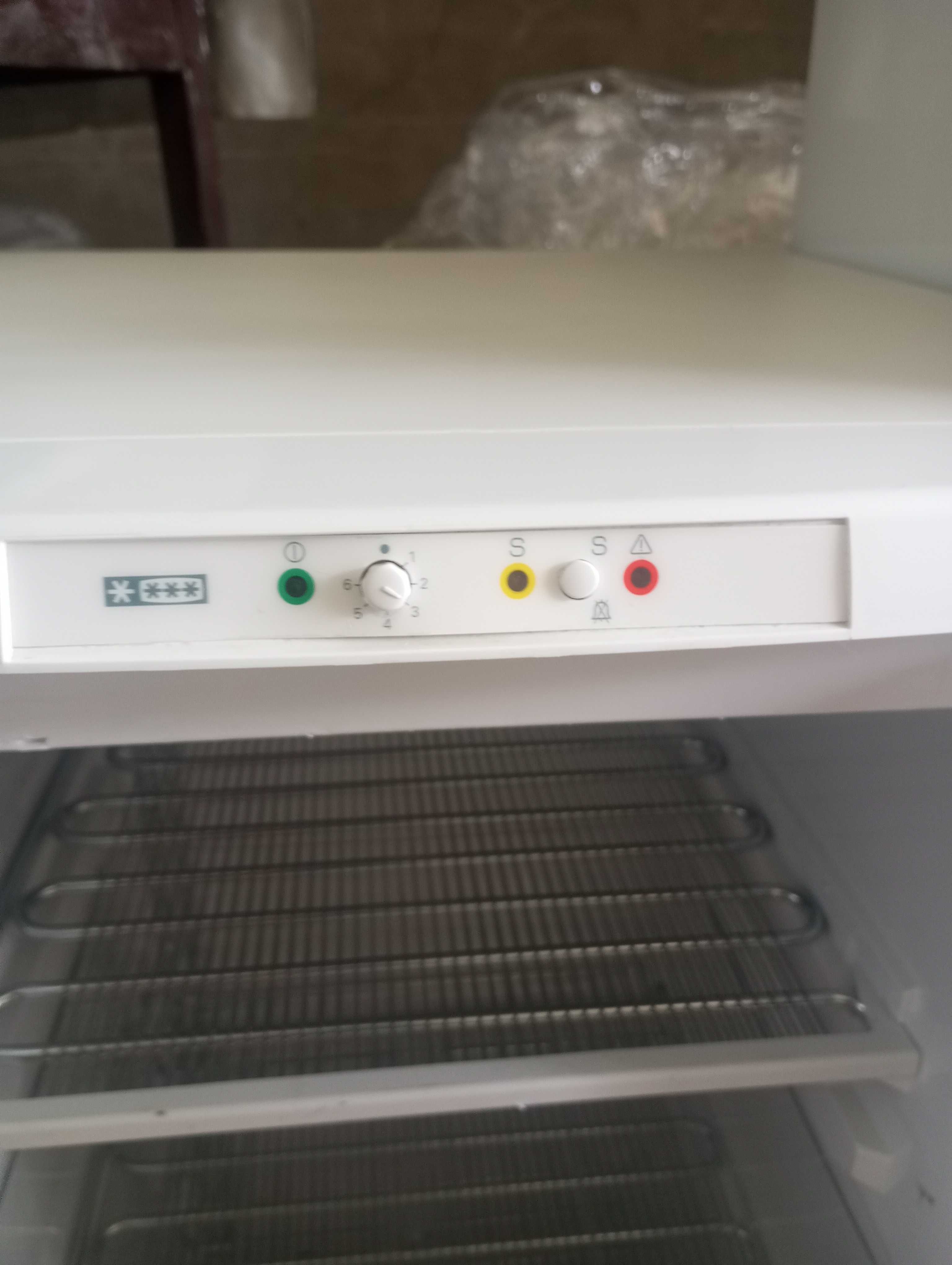 Zamrażarka szufladowa marki Electrolux