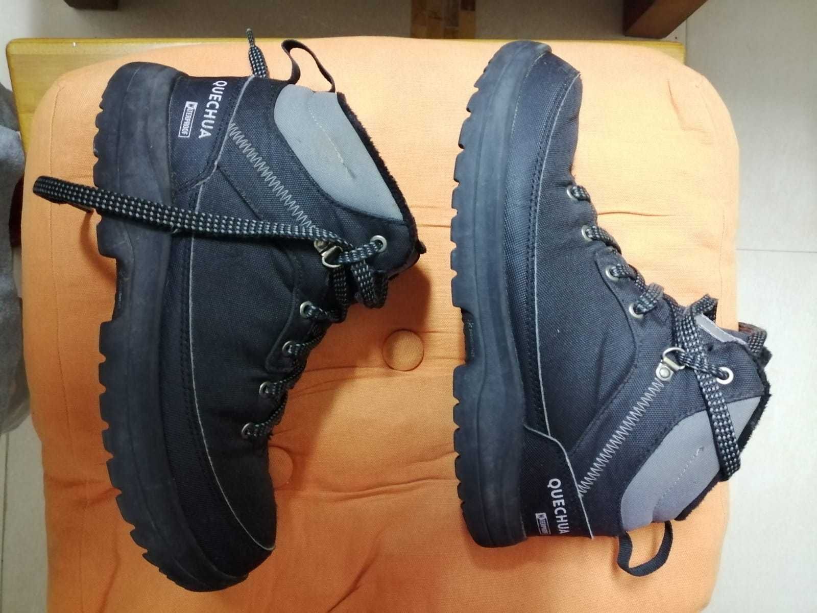 Botas Pretas Quechua