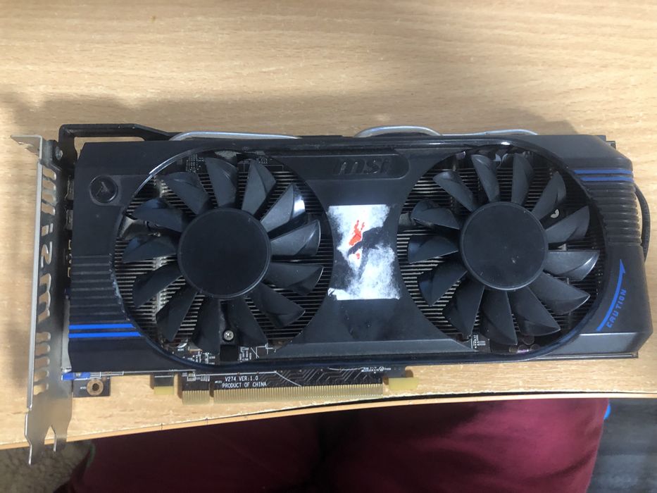 Видеокарта R7870 (аналог GTX660)