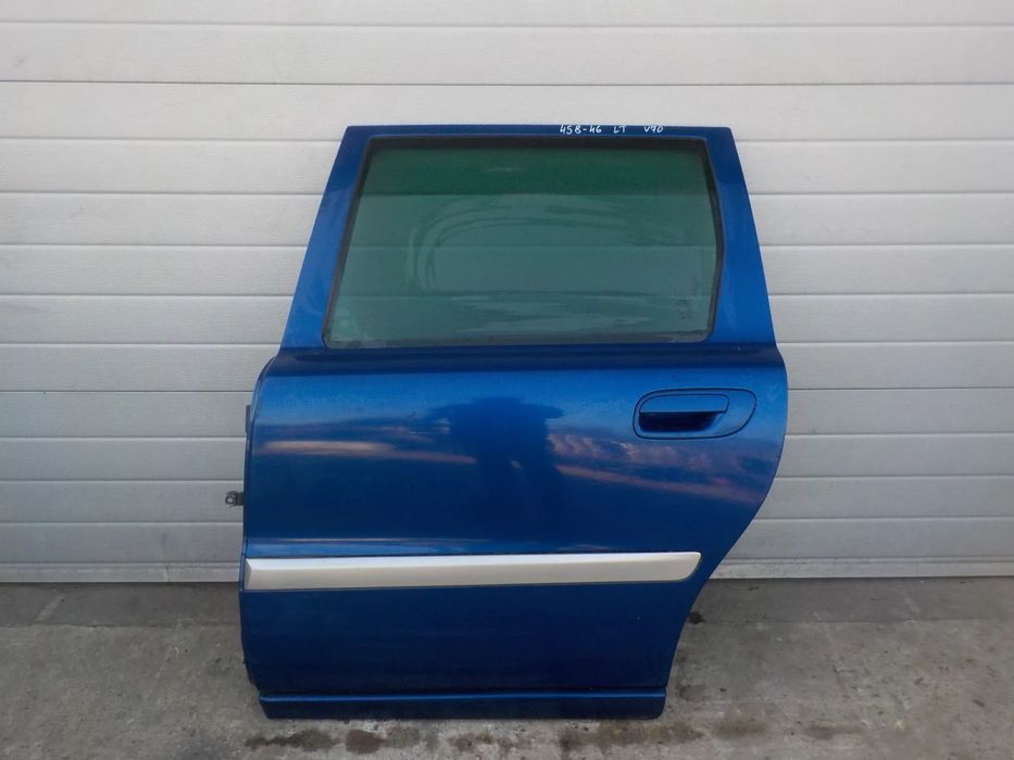 VOLVO V70 II DRZWI LEWE TYŁ 458-46 OCEAN RACE