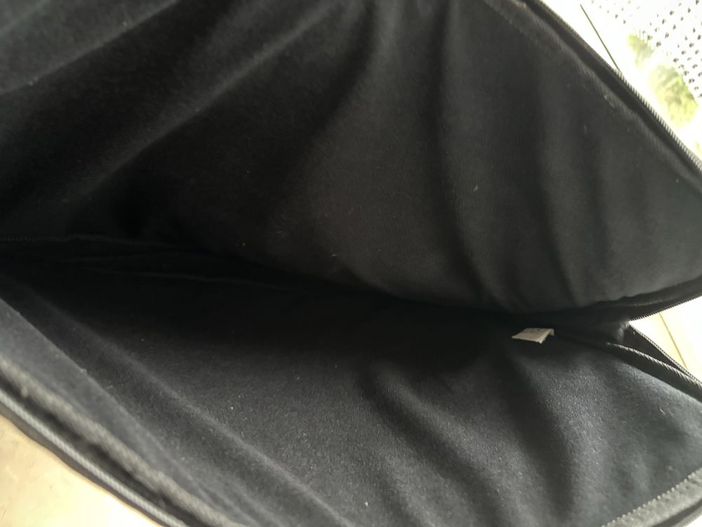 Torba etui na laptopa
