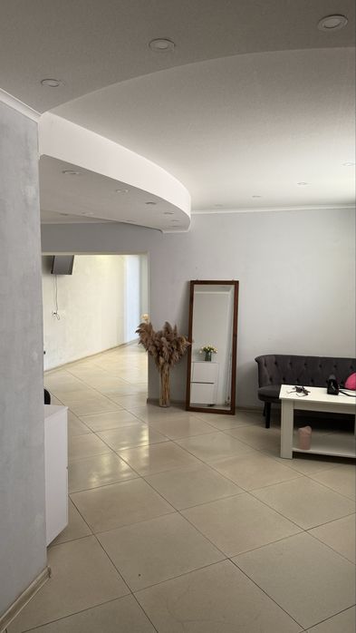 Аренда парикмахерского кресла, кератин,ботокс, колорист