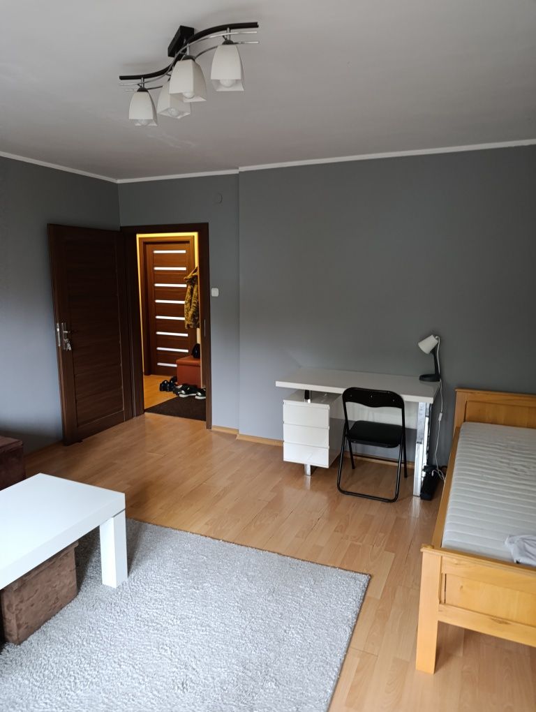 Pokój 19m z balkonem