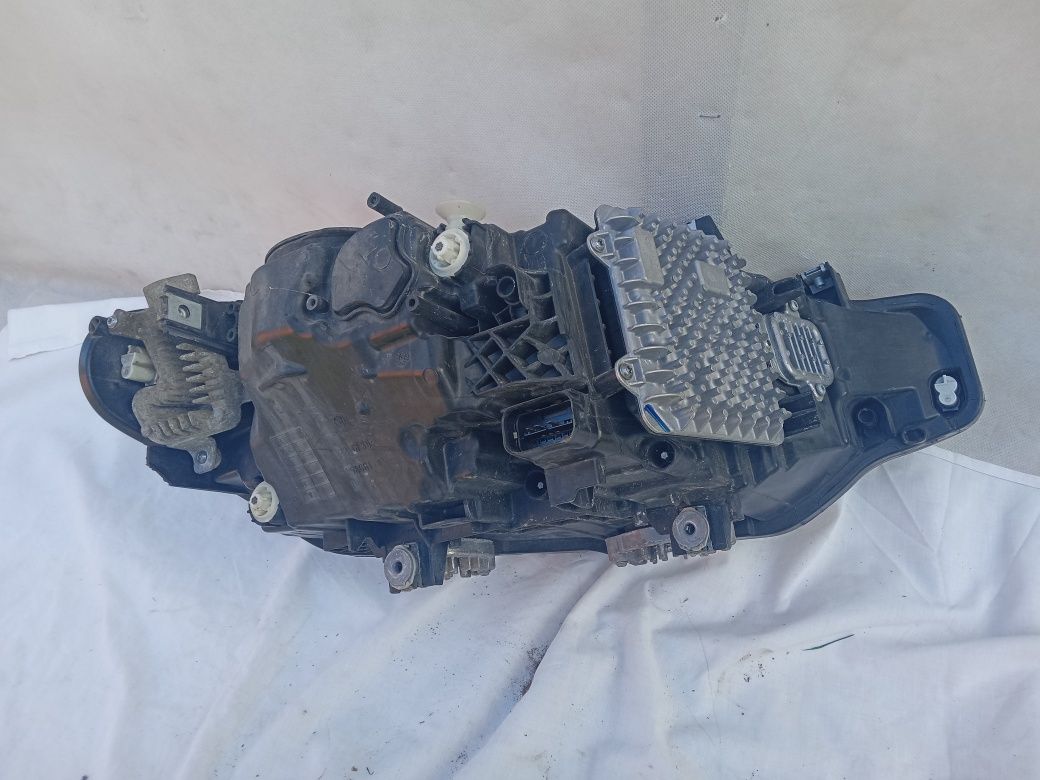 BMW 3 F30 F31 LCI adaptive led lewa